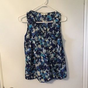 Olive & Oak Sheer Blue Patterned Sleeveless Blouse